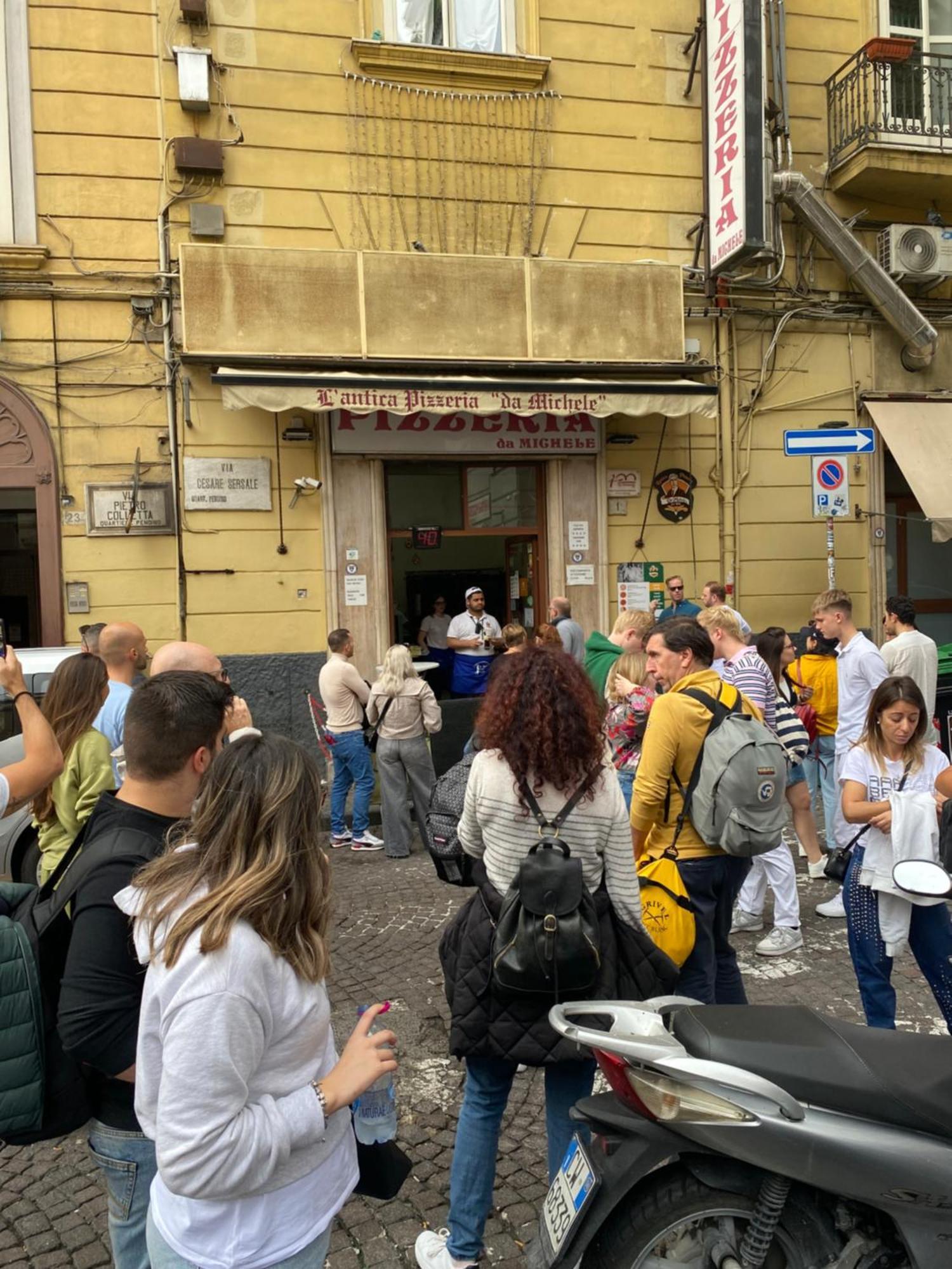B&B Civico 22 Silvestre Naples Exterior photo