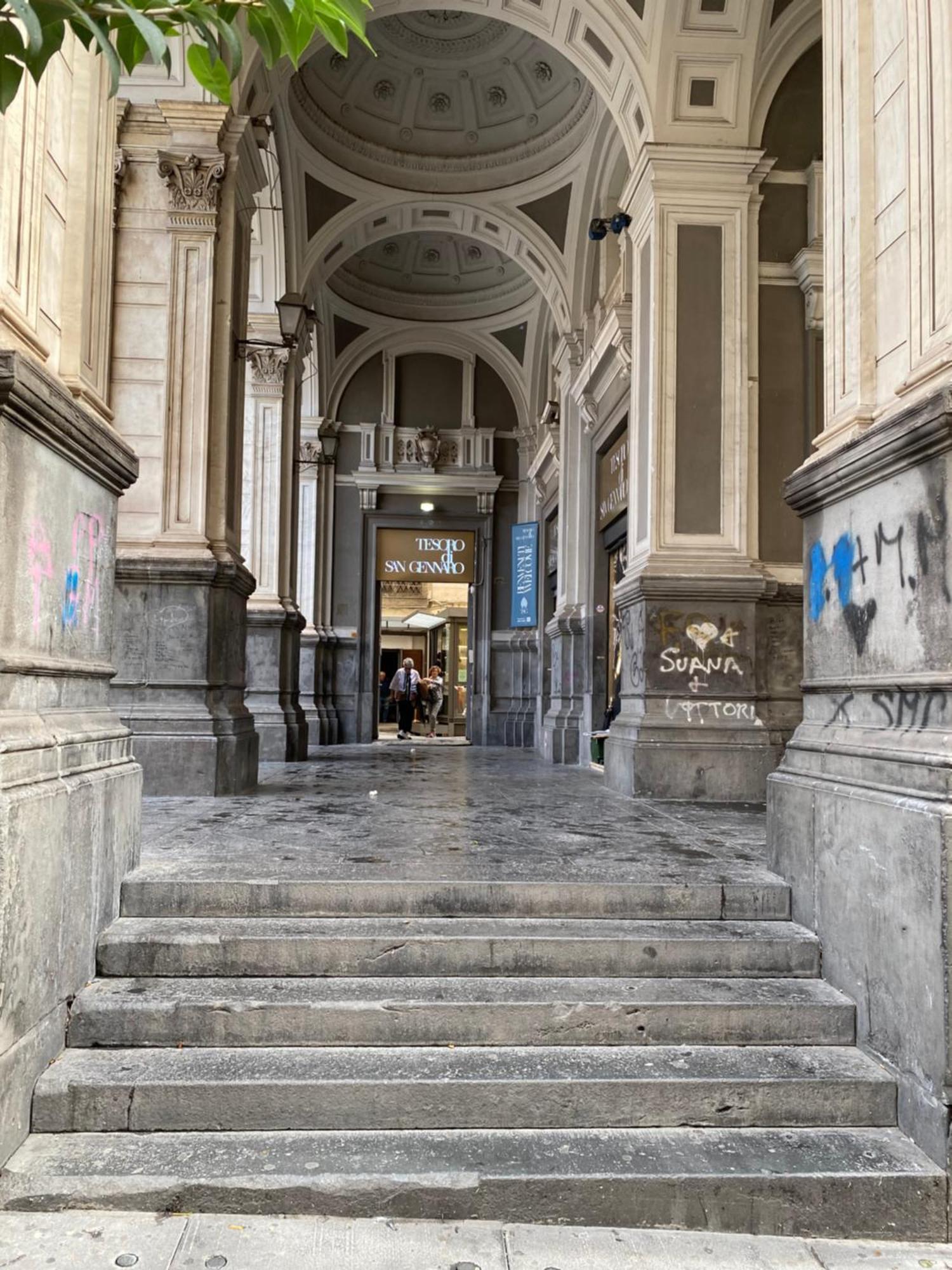 B&B Civico 22 Silvestre Naples Exterior photo